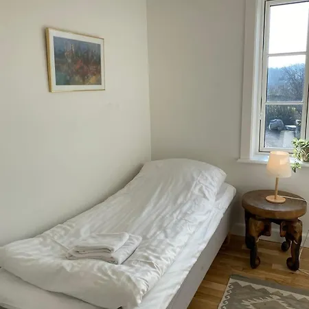 F27-1 3 People, 3 Bedrooms, Fully Furnished Villa