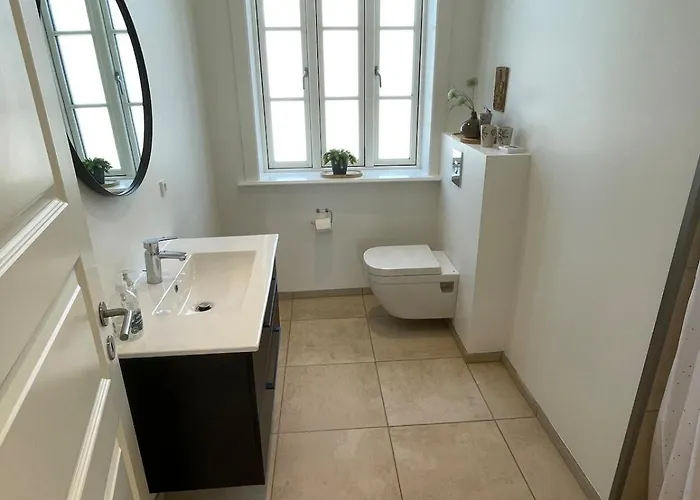 F27-1 3 People, 3 Bedrooms, Fully Furnished Ålborg